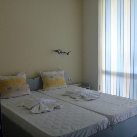 Apartments Lucky Complex 拉夫达 外观 照片